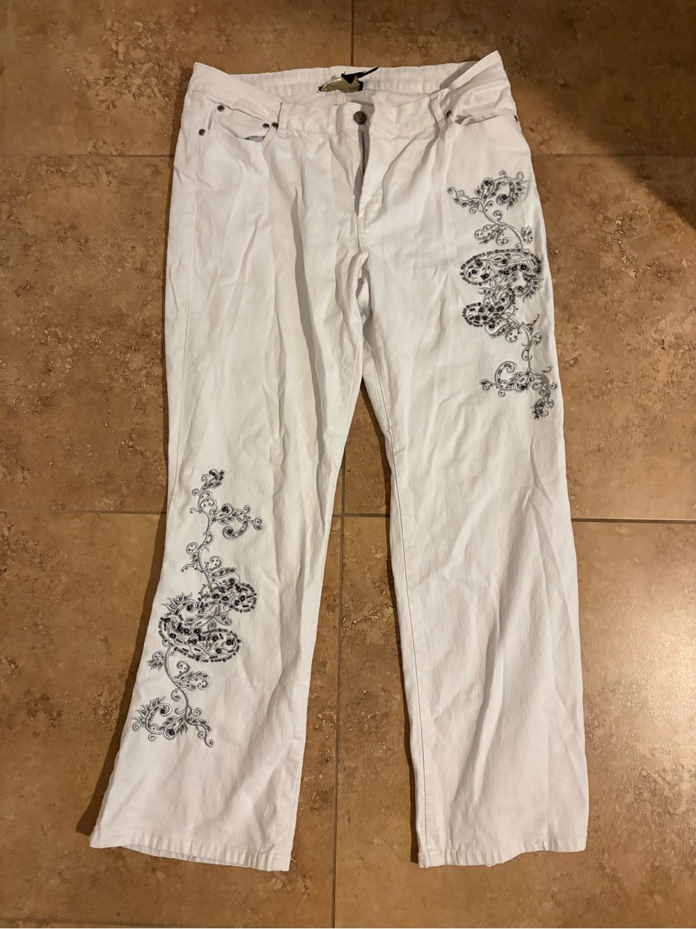 ISH White Straight-Leg Jeans with Black Floral Embroidery